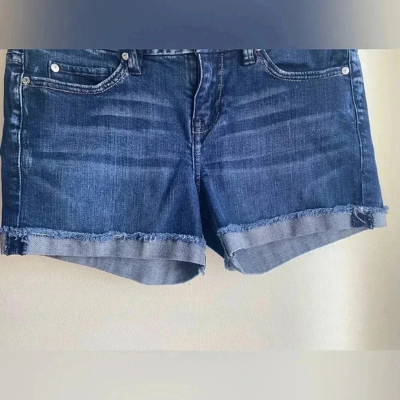 Calvin Klein Jean Shorts Size 2 / 26 Cuffed Dark Wash Denim Cutoff - Picture 3 of 7